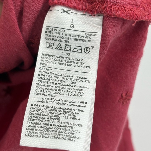 Old navy red oversized embroidered button front blouse long sleeve size large - Picture 11 of 14